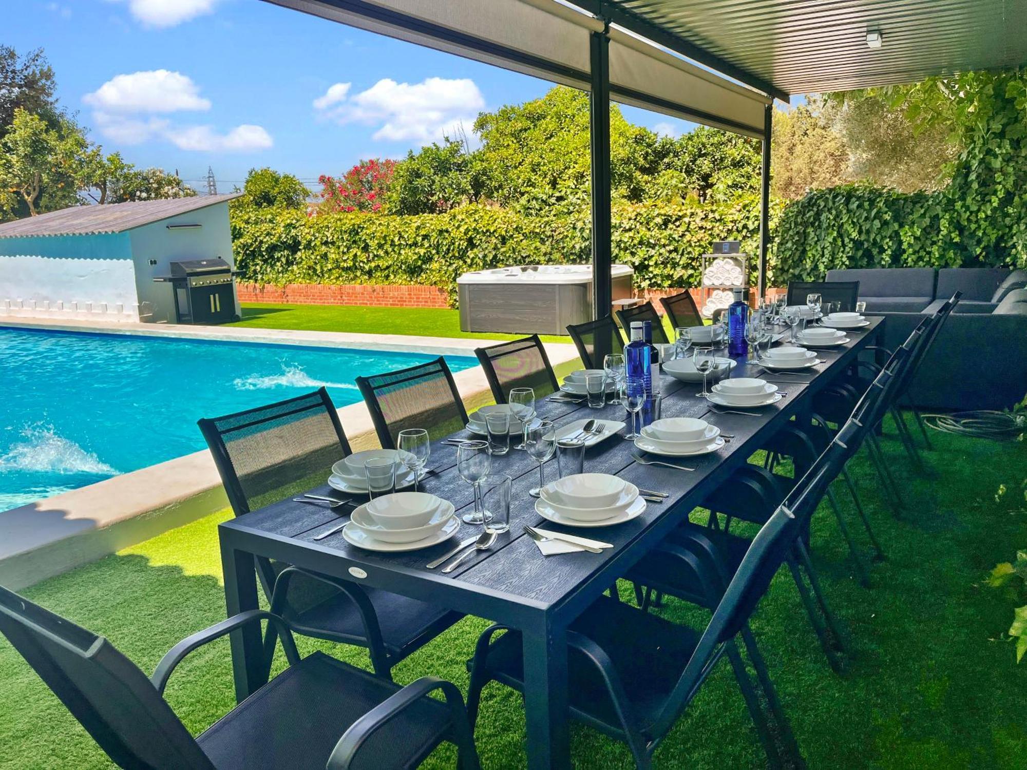 Villa San Patricio I Piscina Privada I Jacuzzi Spa I Bbq I Ps5 I Aire Acon I 3000M2 I 5Min-Centro Jerez de la Frontera Ngoại thất bức ảnh