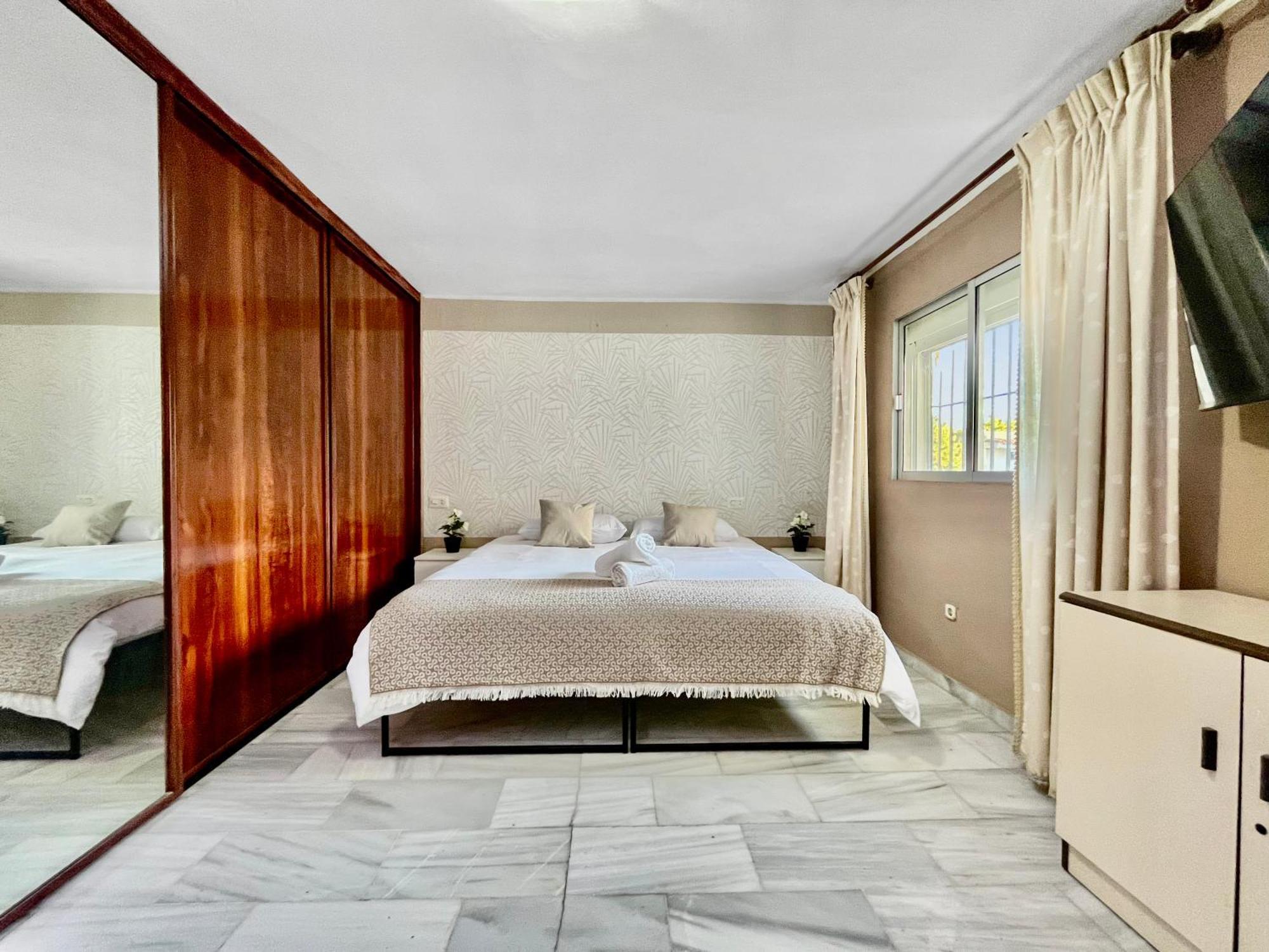 Villa San Patricio I Piscina Privada I Jacuzzi Spa I Bbq I Ps5 I Aire Acon I 3000M2 I 5Min-Centro Jerez de la Frontera Ngoại thất bức ảnh